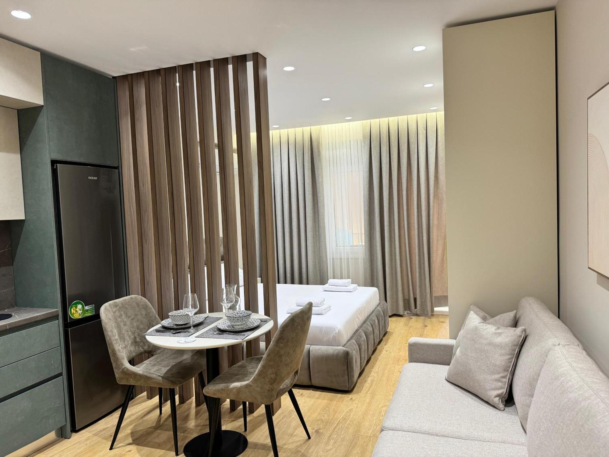 E&R Apartments At Myslym Shyri Tirana Buitenkant foto