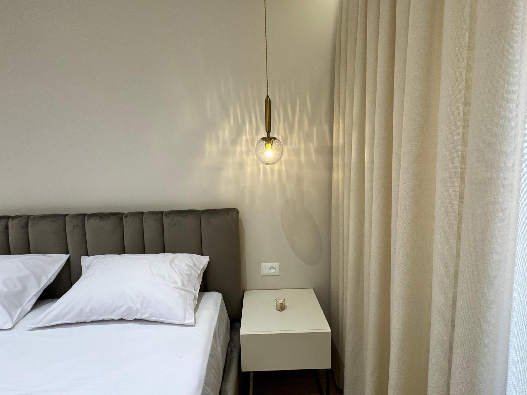 E&R Apartments At Myslym Shyri Tirana Buitenkant foto